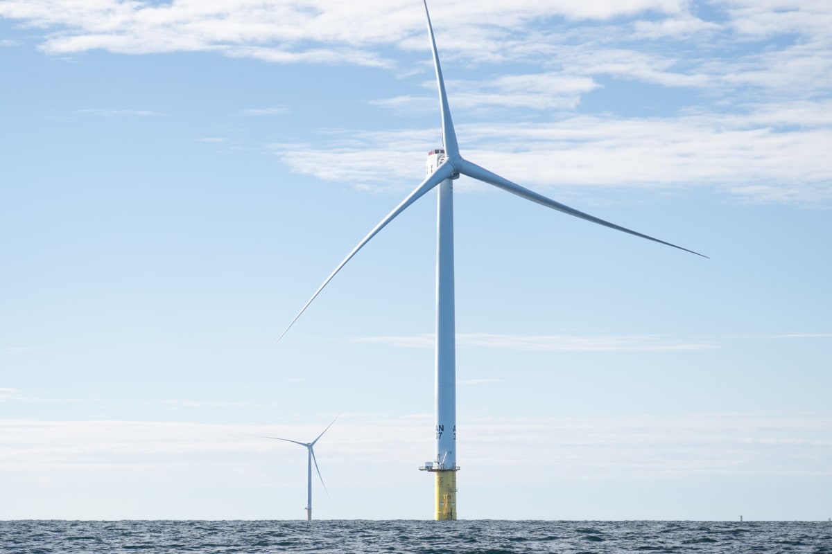 America's Largest Offshore Wind Farm Reaches Completion