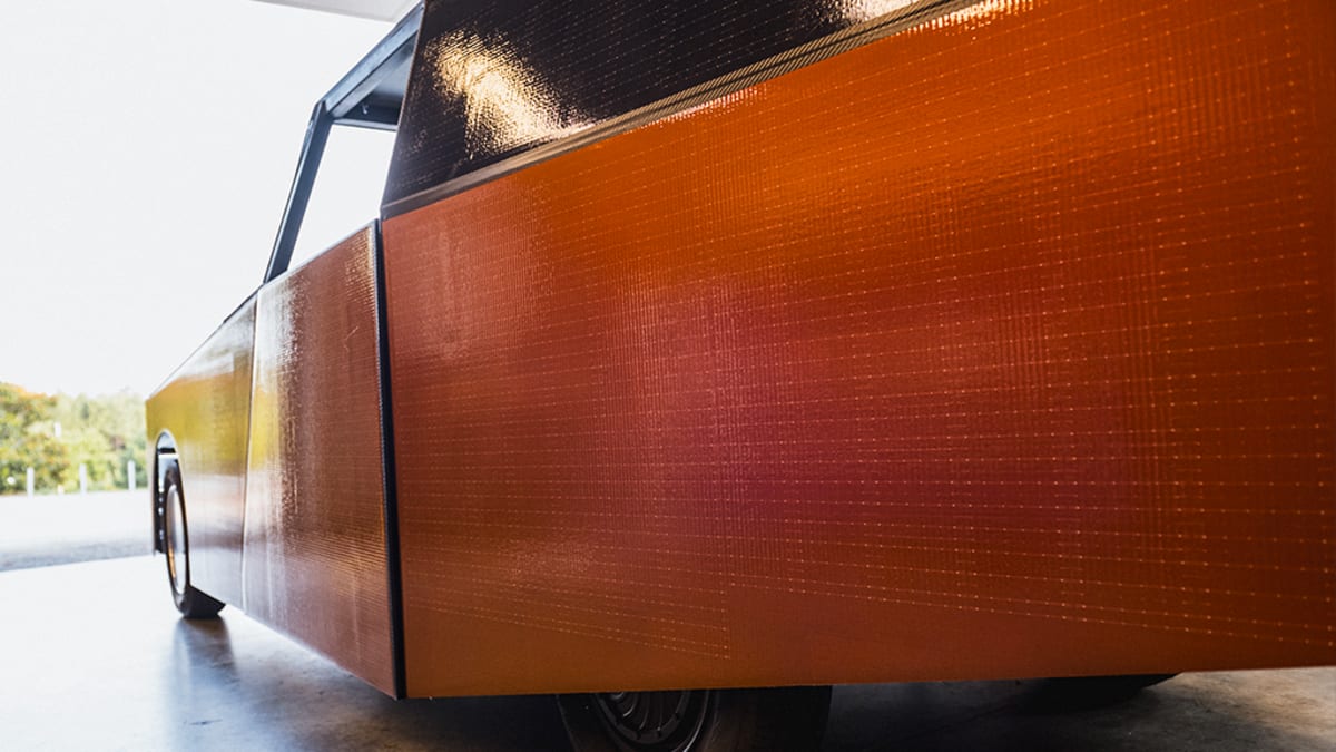 Students Build Car That Makes More Energy Than It Uses - Image 5