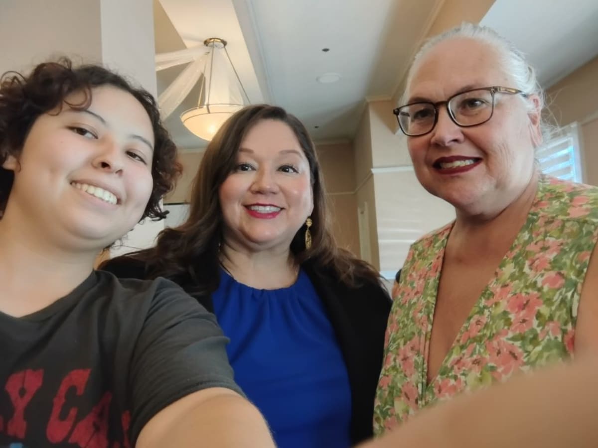 Mother and Daughter Win Same Scholarship One Year Apart - Image 2