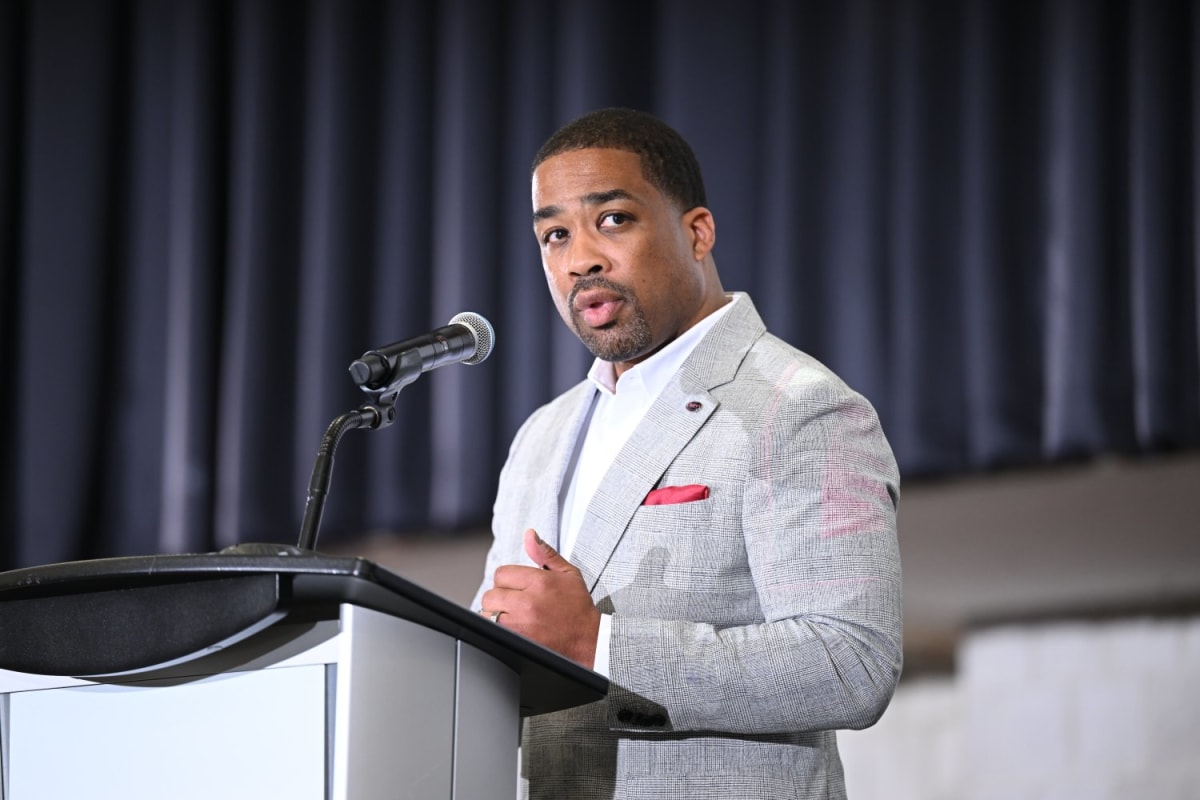 MIT Athletics Chief Wins National Award After Historic Year