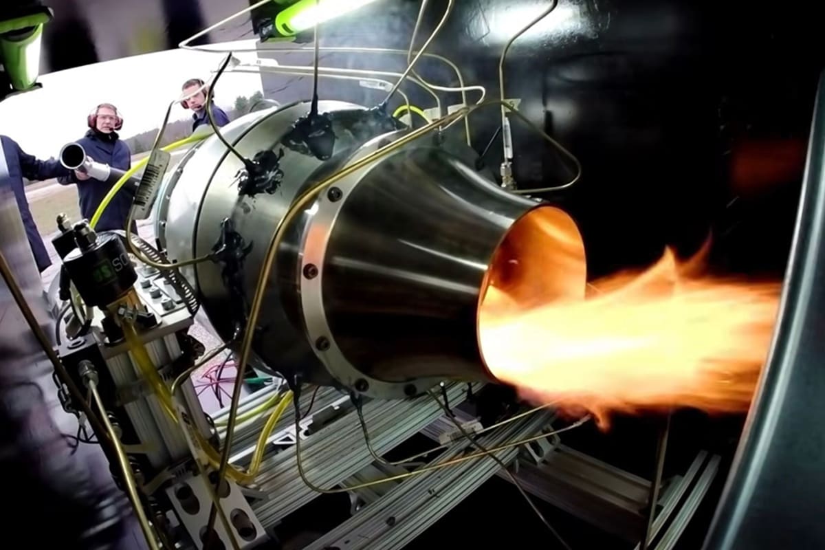 MIT Students Built Real Jet Engines With AI in 4 Weeks