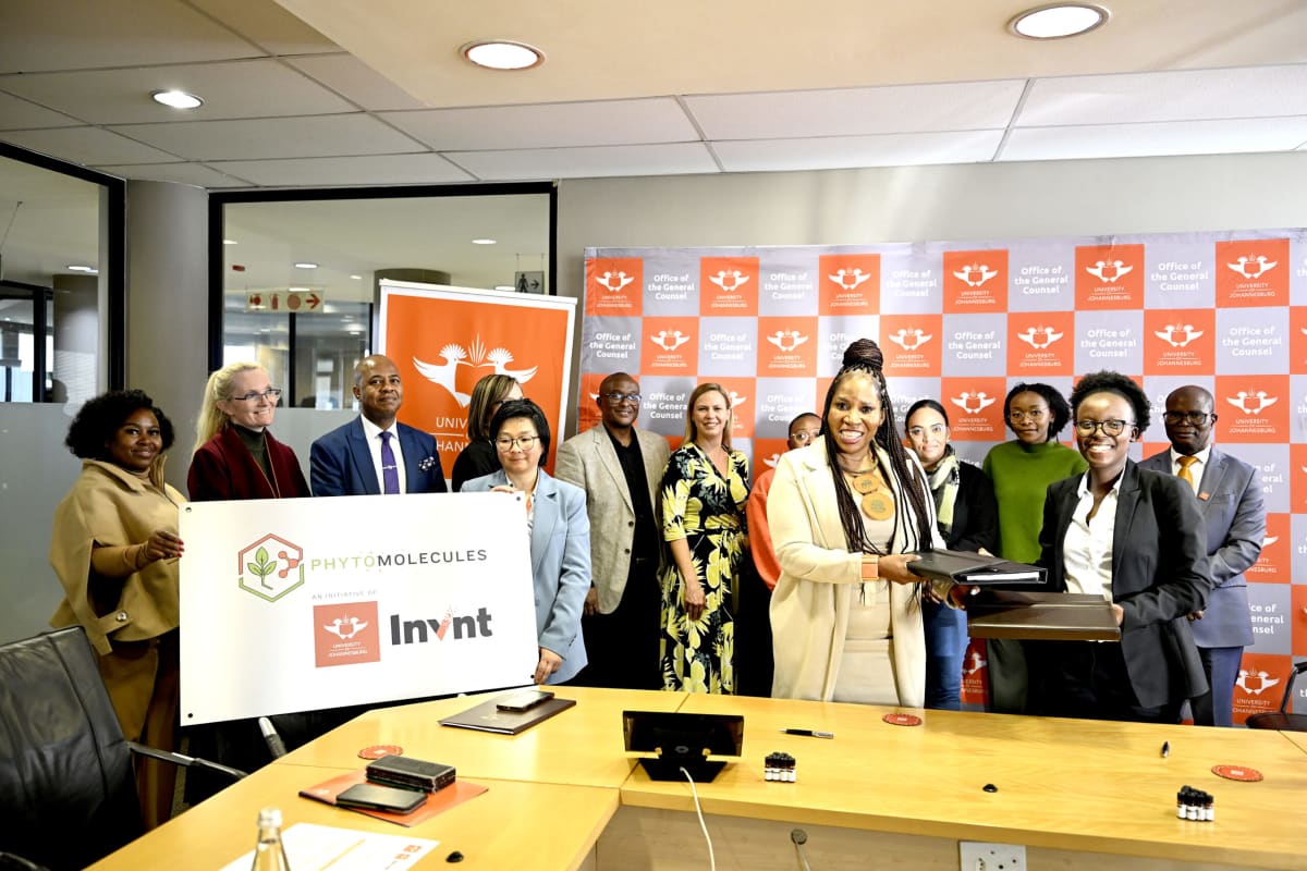 Scientists examining plant extracts in modern laboratory at University of Johannesburg research facility