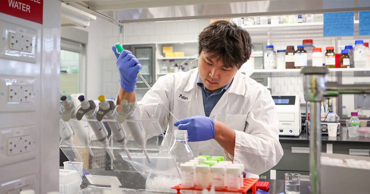 Guelph Grad Heads to Stanford After Cancer Research Wins