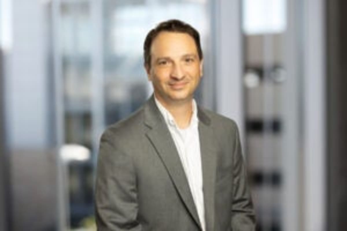 Dell Family Gives $1 Billion to UT Austin for Medical Hub - Image 2