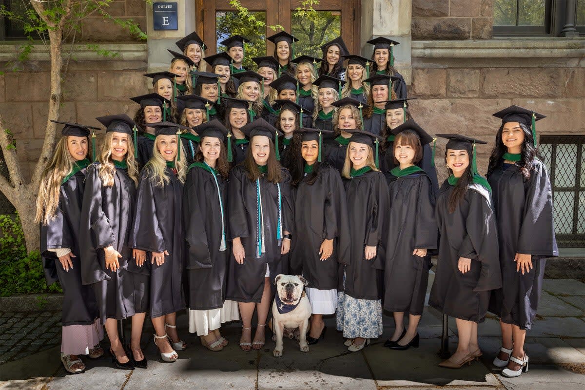Yale Honors 12 Seniors for Scholarship and Service - Image 4