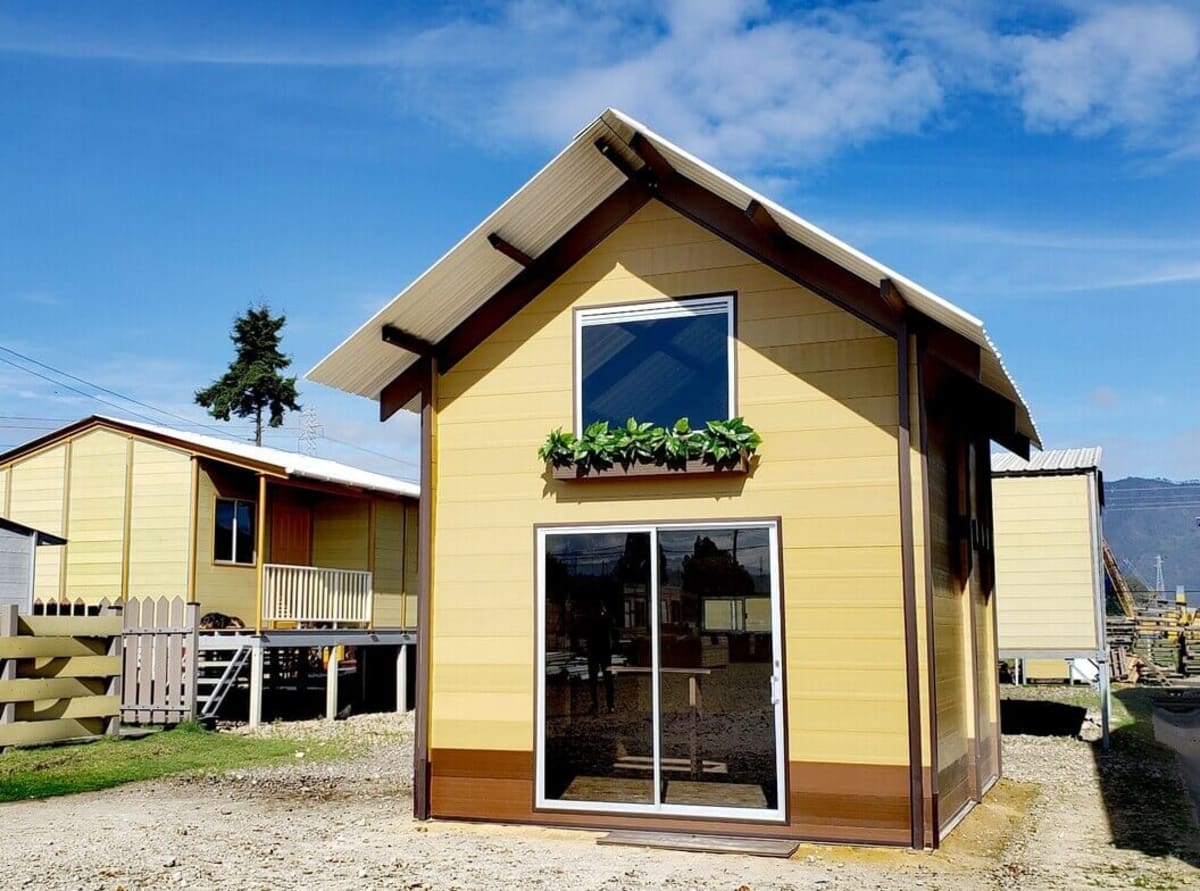 Colombia Builds 3,700 Homes From Coffee Waste and Plastic - Image 2