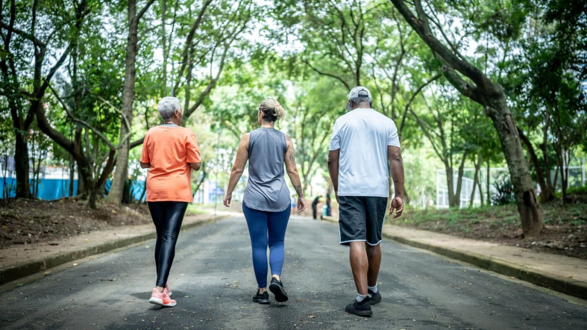 Fast Walkers in Their 80s Cut Dementia Risk by Half
