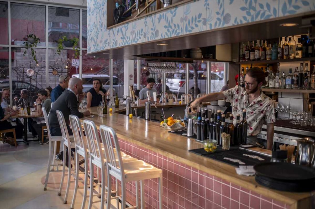 Austin Restaurant Lets Diners Pay What They Want - Image 2
