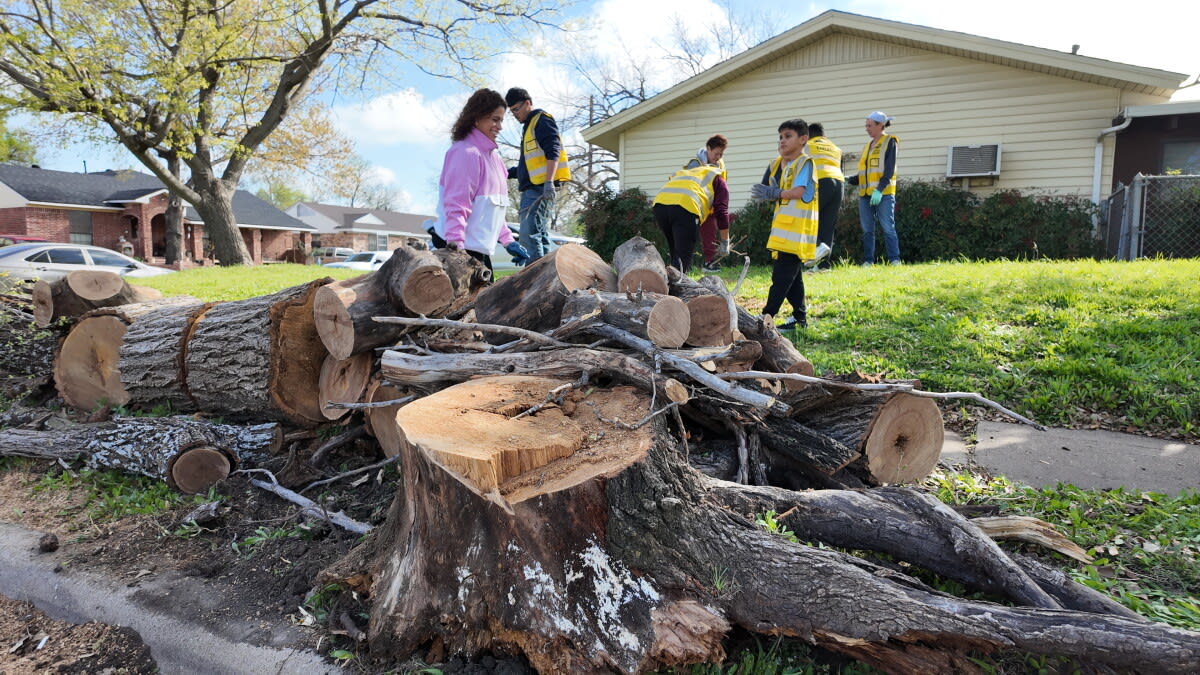 Garland Ends Criminal Fines, Sends Volunteers Instead - Image 2