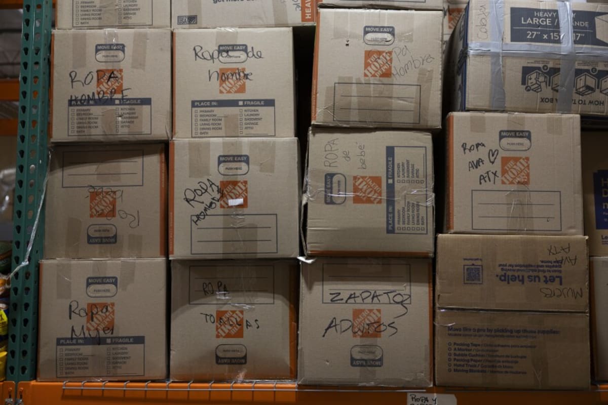 Austin's Latino Community Sends 70+ Pallets to Venezuela - Image 4