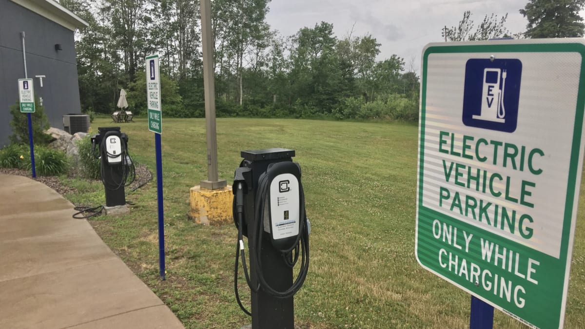 Ann Arbor Offers $7,500 EV Rebates to Fight Gas Prices - Image 2