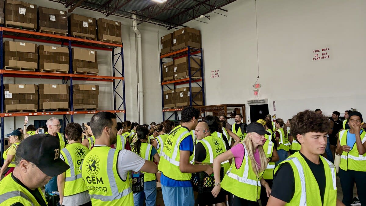 500 Volunteers Rally in Doral to Aid Venezuela Quake - Image 2