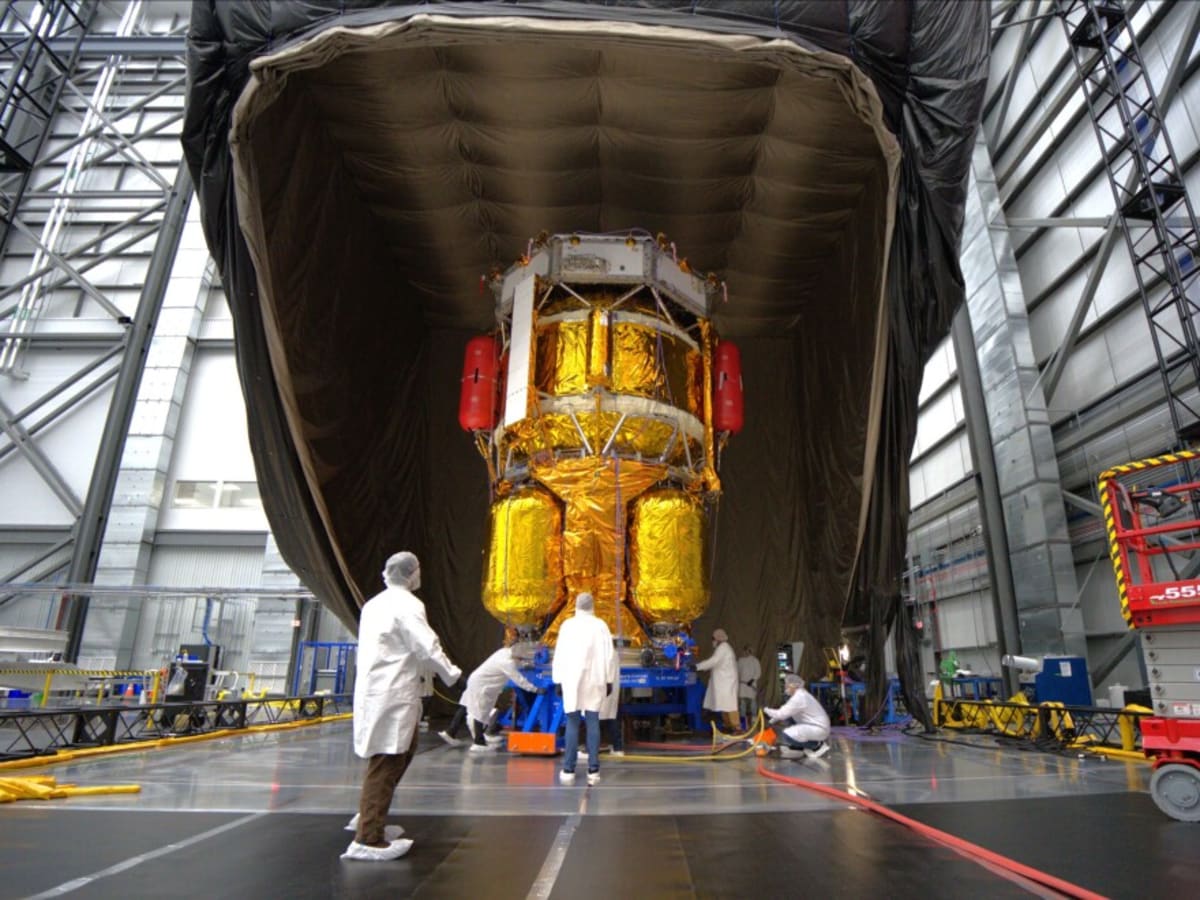 SpaceX's Upgraded Starship Preps for Moon Mission Test - Image 4