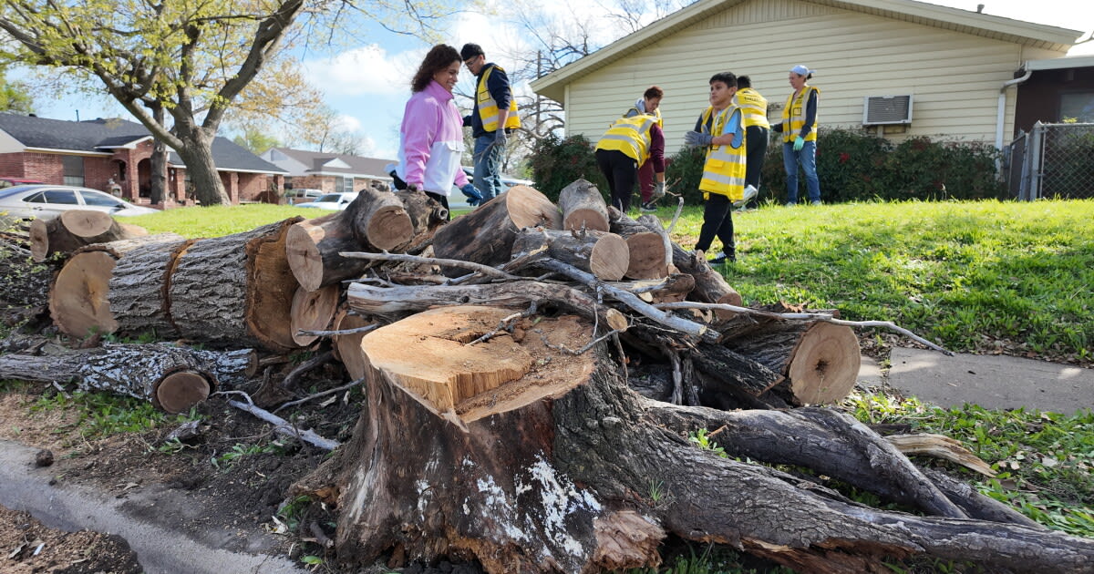 Garland Ends Criminal Fines, Sends Volunteers Instead