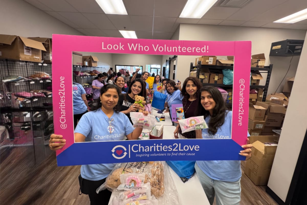 Texas Woman Connects 3,000+ Volunteers to Small Charities - Image 3