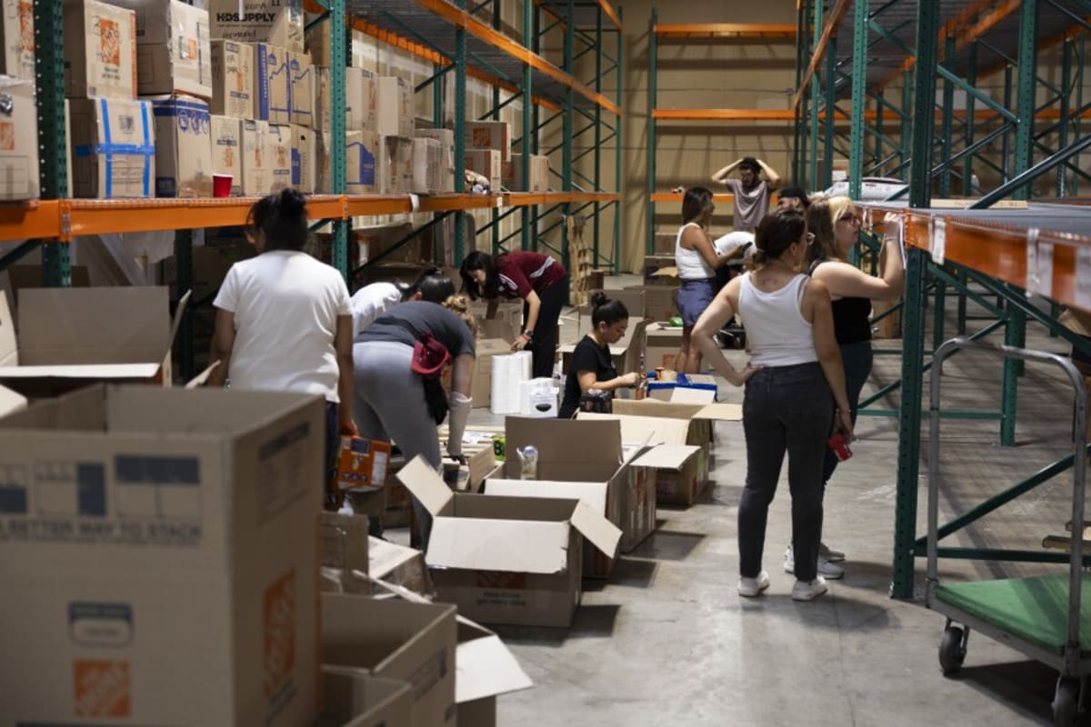 Austin's Latino Community Sends 70+ Pallets to Venezuela - Image 3