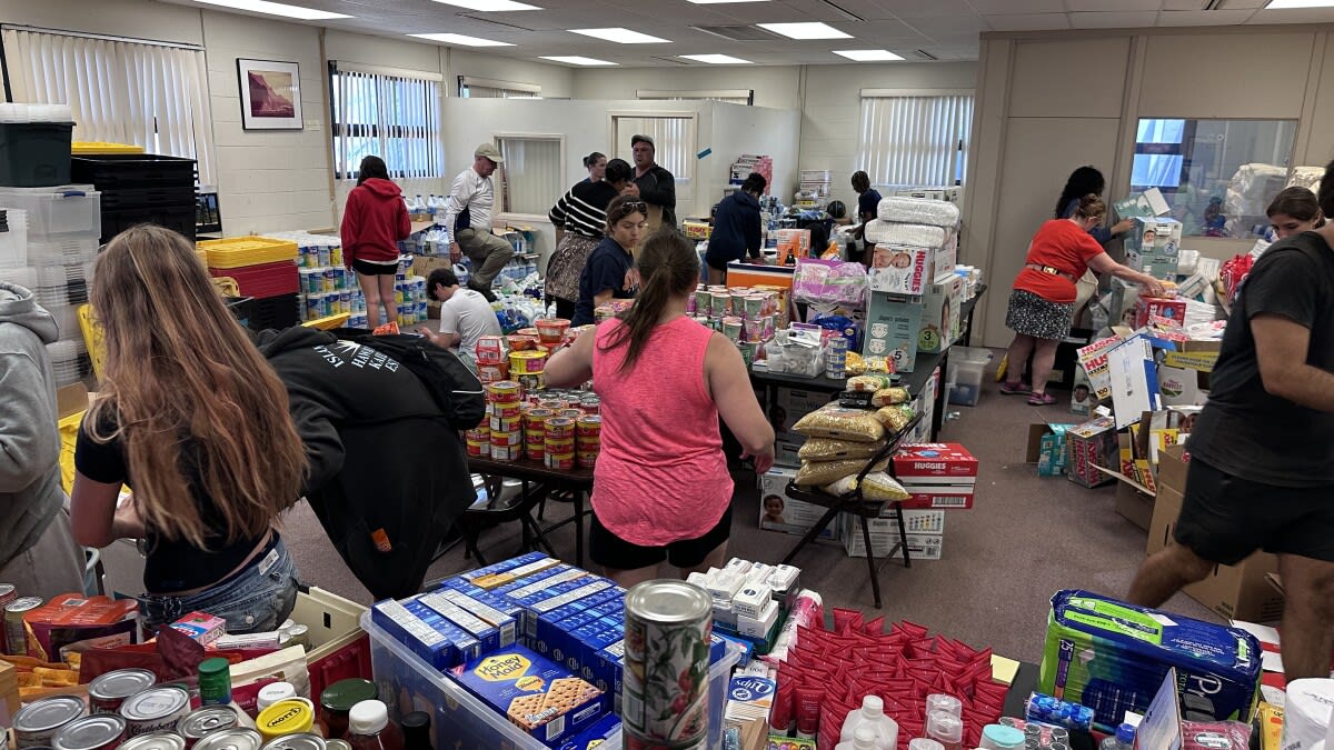 Molokaʻi Volunteers Rally After Flooding Displaces Families - Image 2