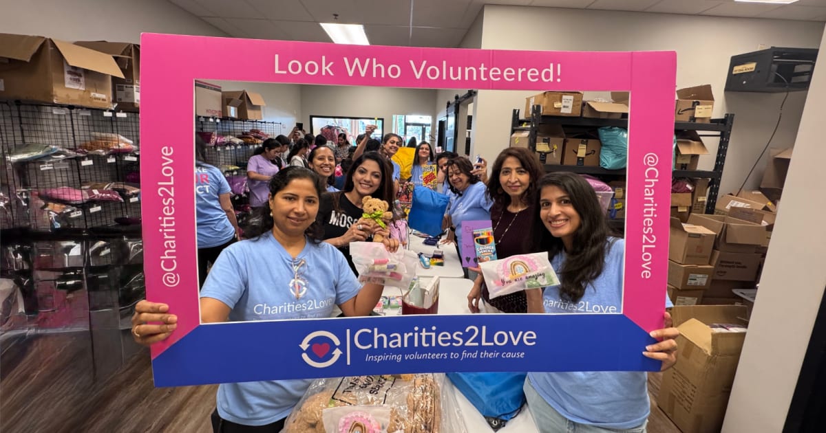 Texas Woman Connects 3,000+ Volunteers to Small Charities