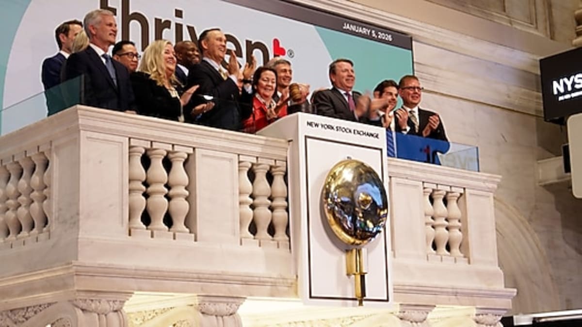 Woman Patents First Underwire Bra Alternative in 88 Years - Image 3