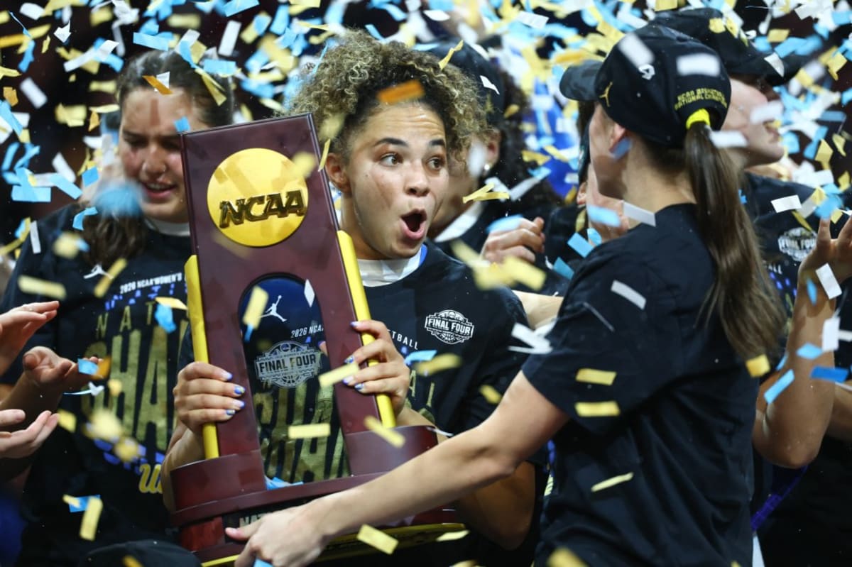 UCLA Women Win First NCAA Basketball Title, LA Celebrates - Image 3
