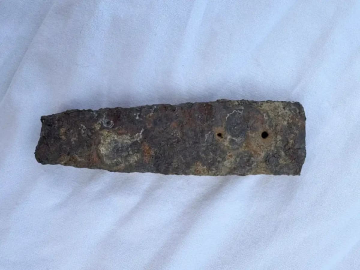 Czech Site Yields 1,000+ Ancient Artifacts Before Rail Build - Image 5