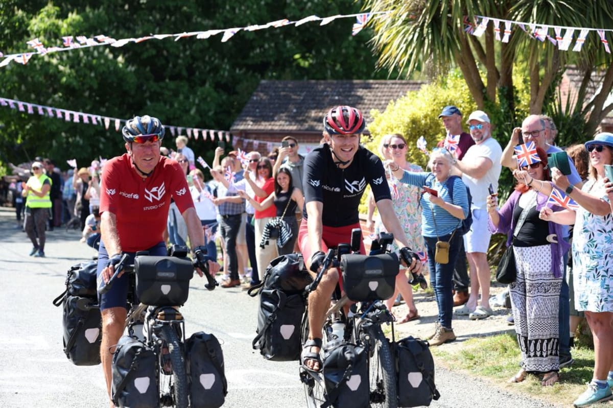 Father and Son Bike 18,000 Miles, Break 3 World Records - Image 4