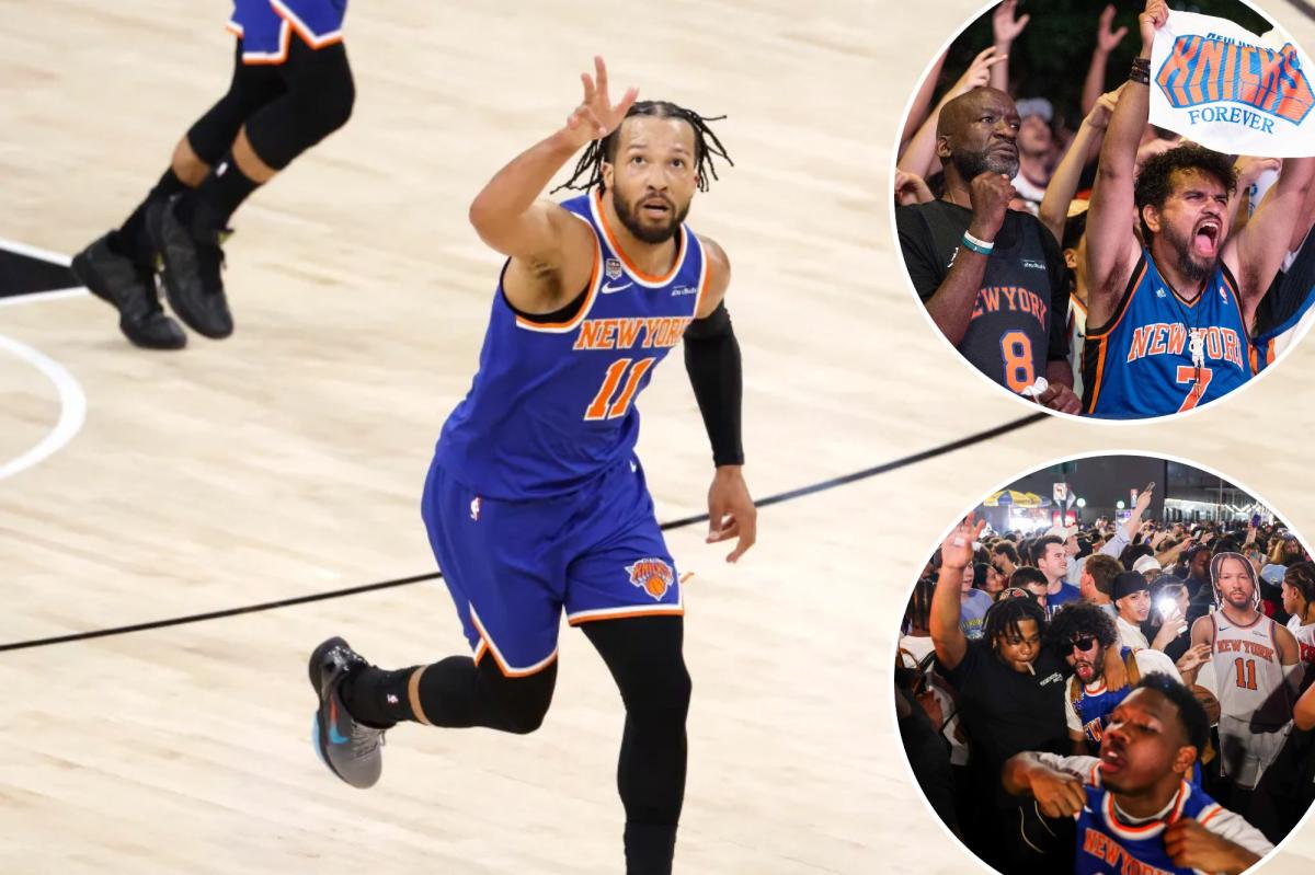 ** Karl-Anthony Towns celebrates during New York Knicks game at Madison Square Garden