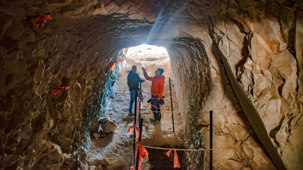Ancient 164-Foot Tunnel Discovered in Jerusalem - Image 4