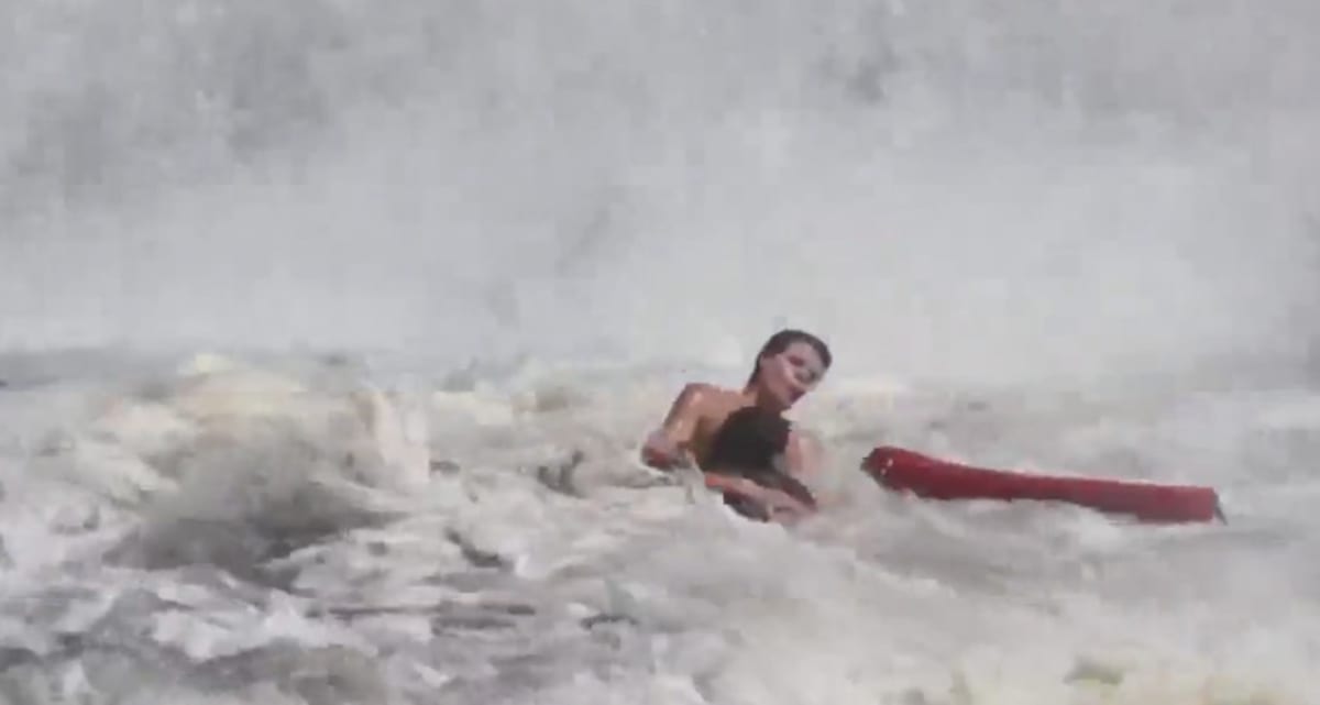 Teen Lifeguard Completes 5 Rescues in One California Shift - Image 4
