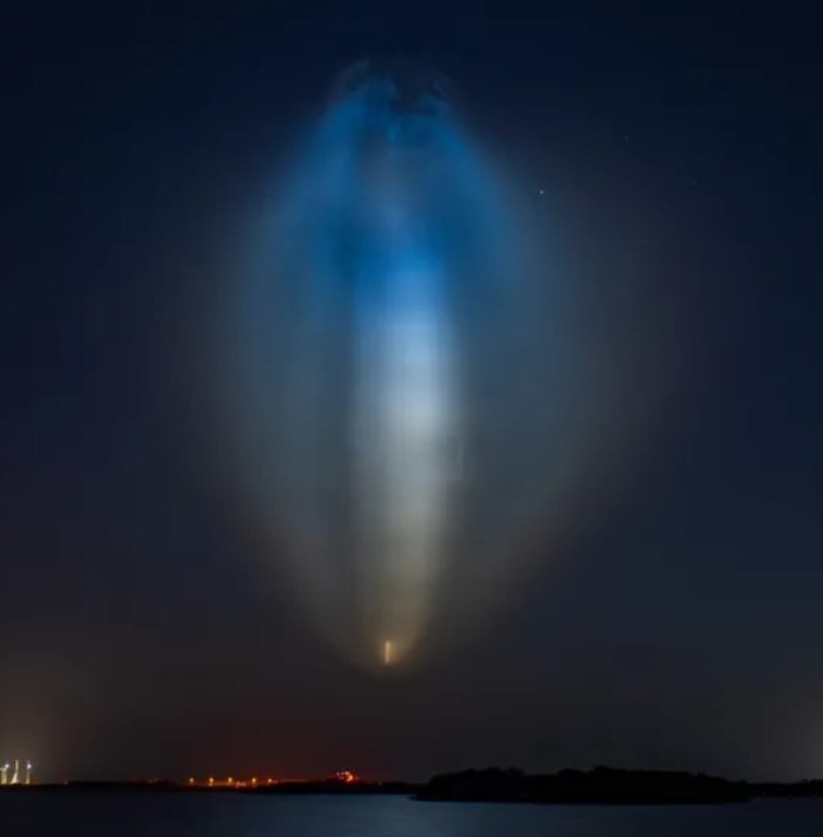 Space Jellyfish' Could Light Up California Skies Tonight - Image 4