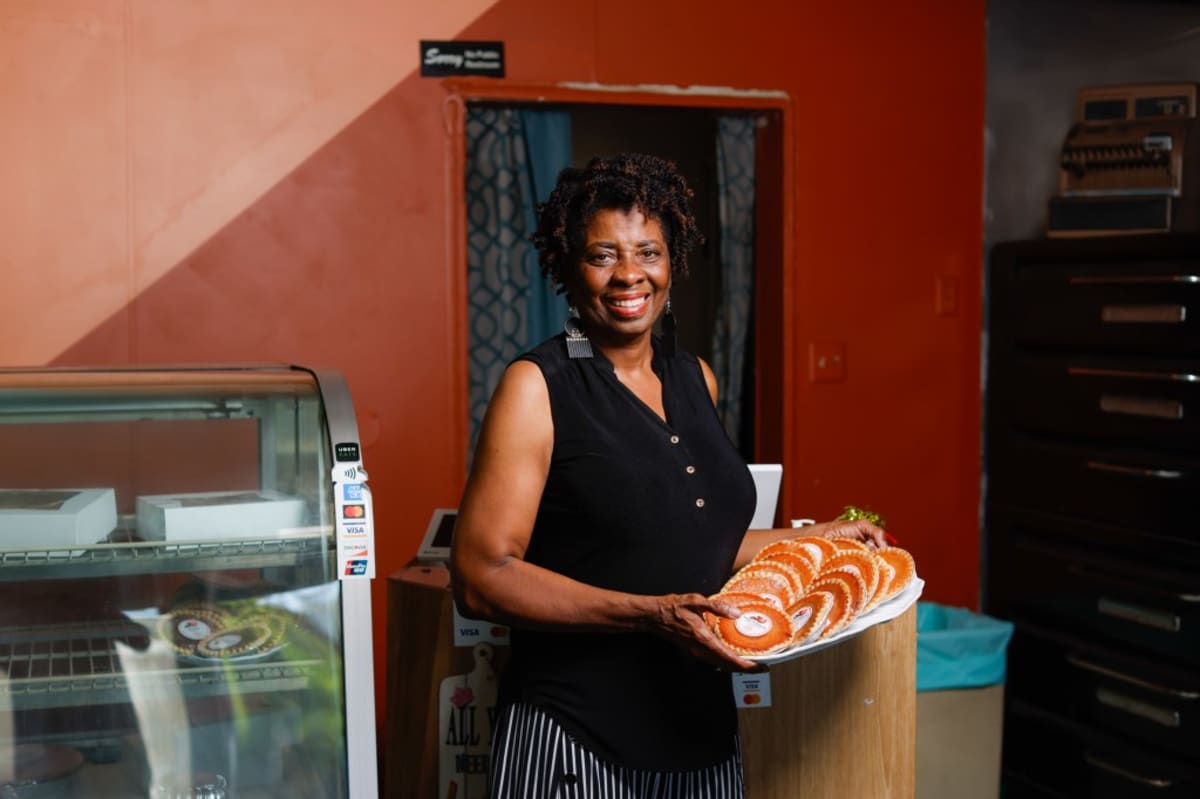 Olympic Gold Winner Preps Her LA Bakery for 2028 Games - Image 3