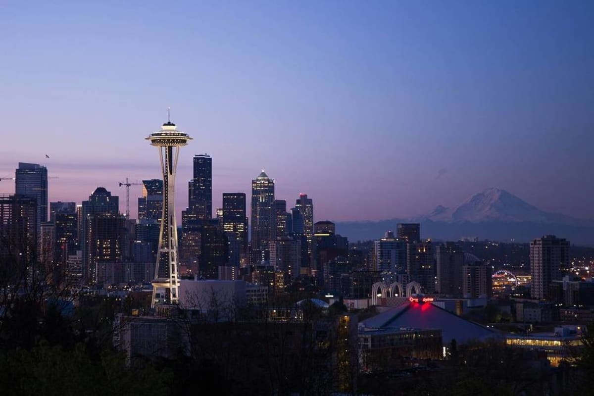 Washington Economy Surges 4.5% on AI Boom - Image 2