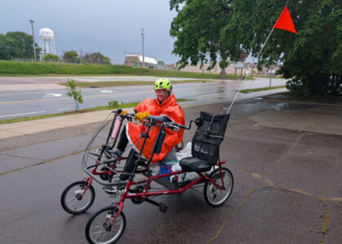 Volunteers Save Cemetery 110 Hours Before Memorial Day - Image 5