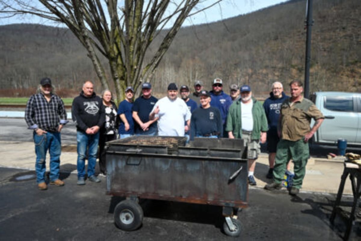 Renovo Veterans Turn BBQ Fundraiser Into Town Celebration - Image 4