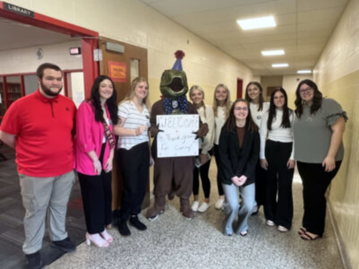 Gas Station Fundraiser Tops $700K for Volunteer Firefighters - Image 5