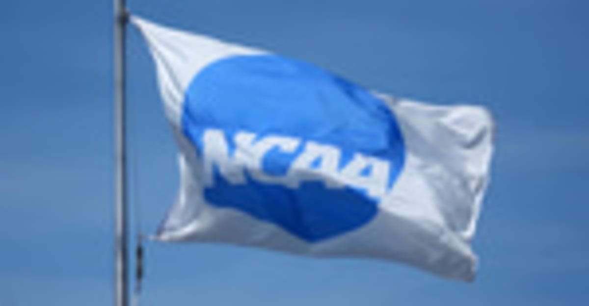 Texas Longhorns Win Second Straight Softball Title 4-1 - Image 3