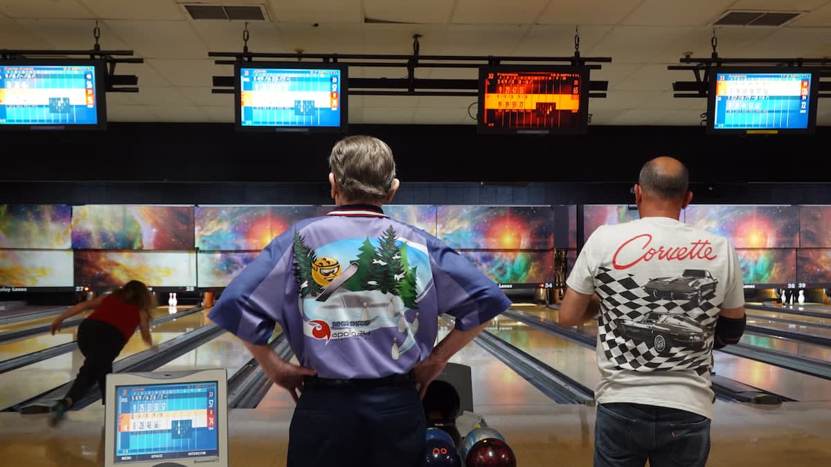 Vancouver Bowling Alley Saved by Family and Loyal Volunteers