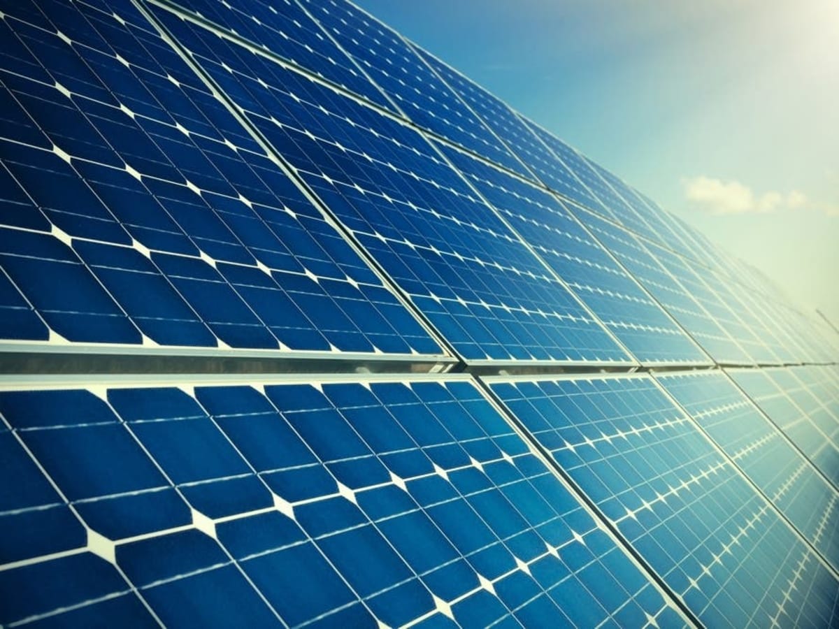 Oakland Solar Farm Powers 3,000 Homes at 20% Discount