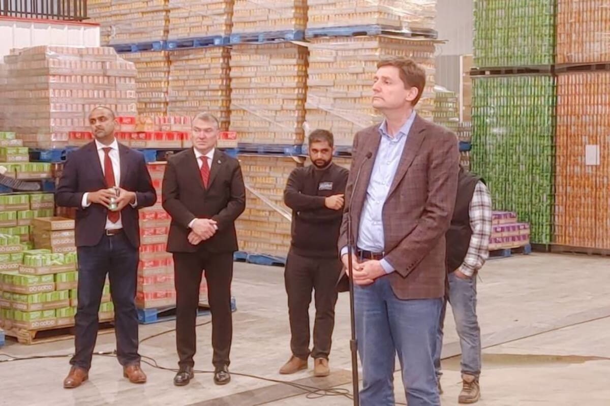 BC Premier David Eby announces manufacturing funding at Kelowna business event