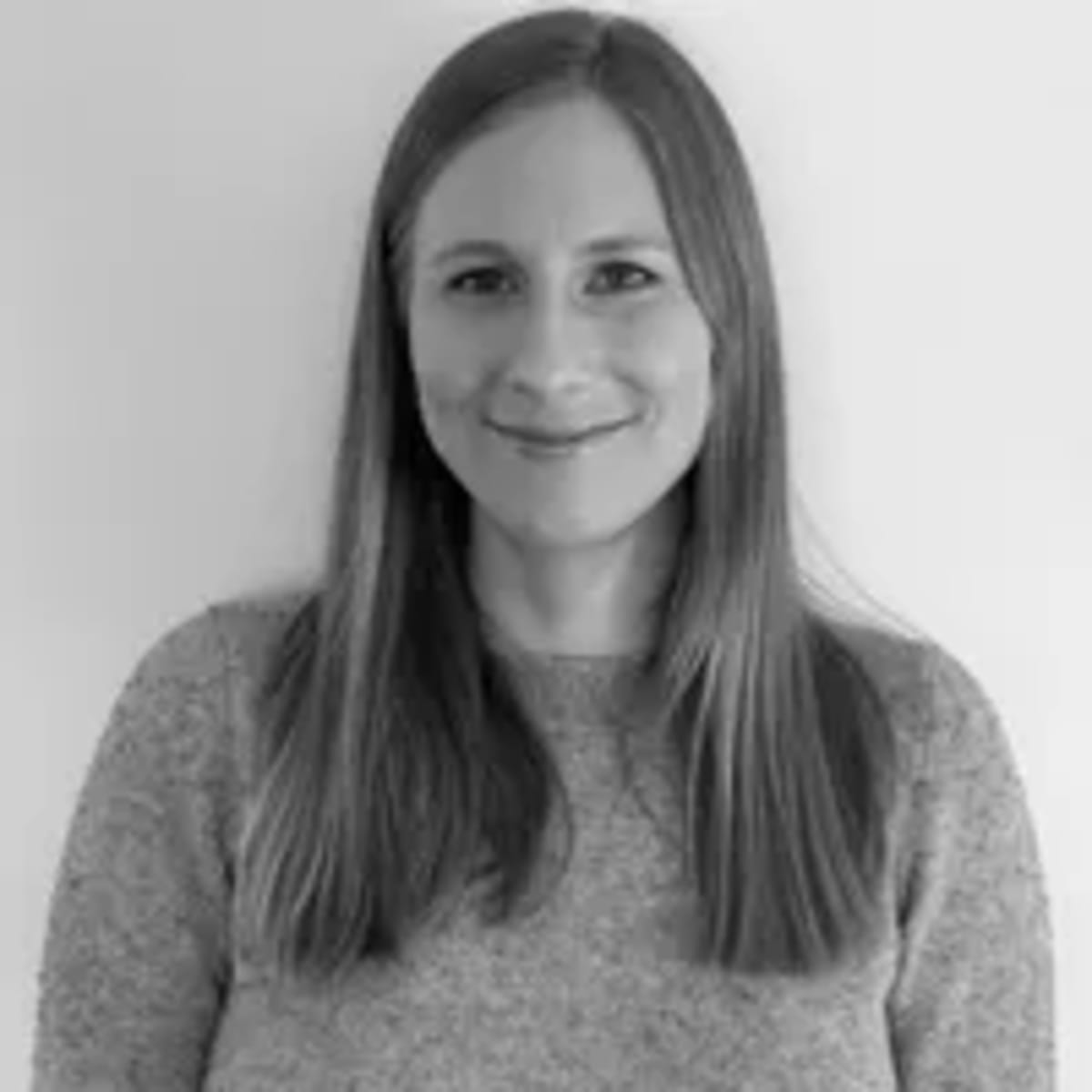 Man Races Across Frozen Lake to Save Stranger in Colorado - Image 2