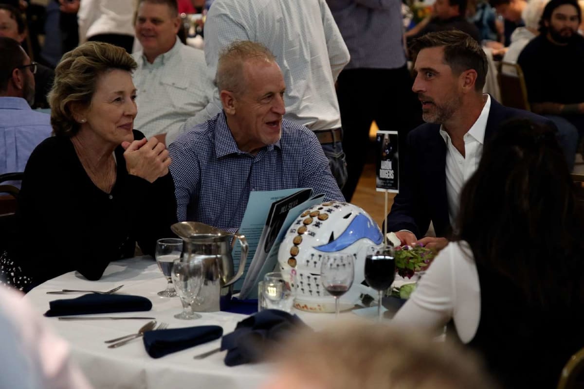 NFL Star Aaron Rodgers Reunites With Family After 10 Years