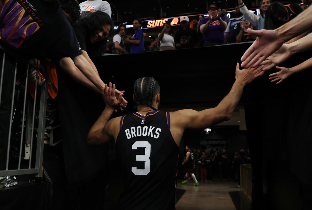 Suns Rookies Score 57 Points in Epic Second-Half Comeback - Image 3