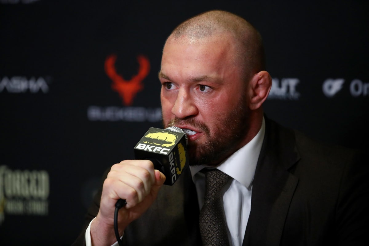 UFC Fighter Wins with 8-Second Submission Miracle - Image 3