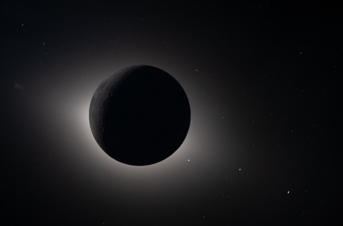 Artemis II Astronauts Capture Hour-Long Solar Eclipse - Image 2