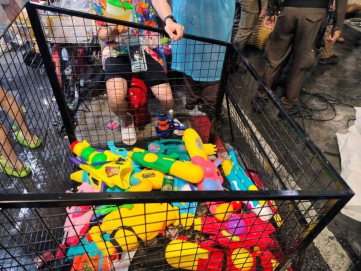 Bangkok Recycles Water Guns at 9 Songkran Festival Sites - Image 2