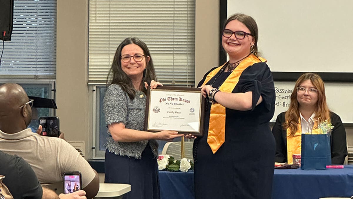 College of The Albemarle Welcomes Largest Honor Society Class - Image 3