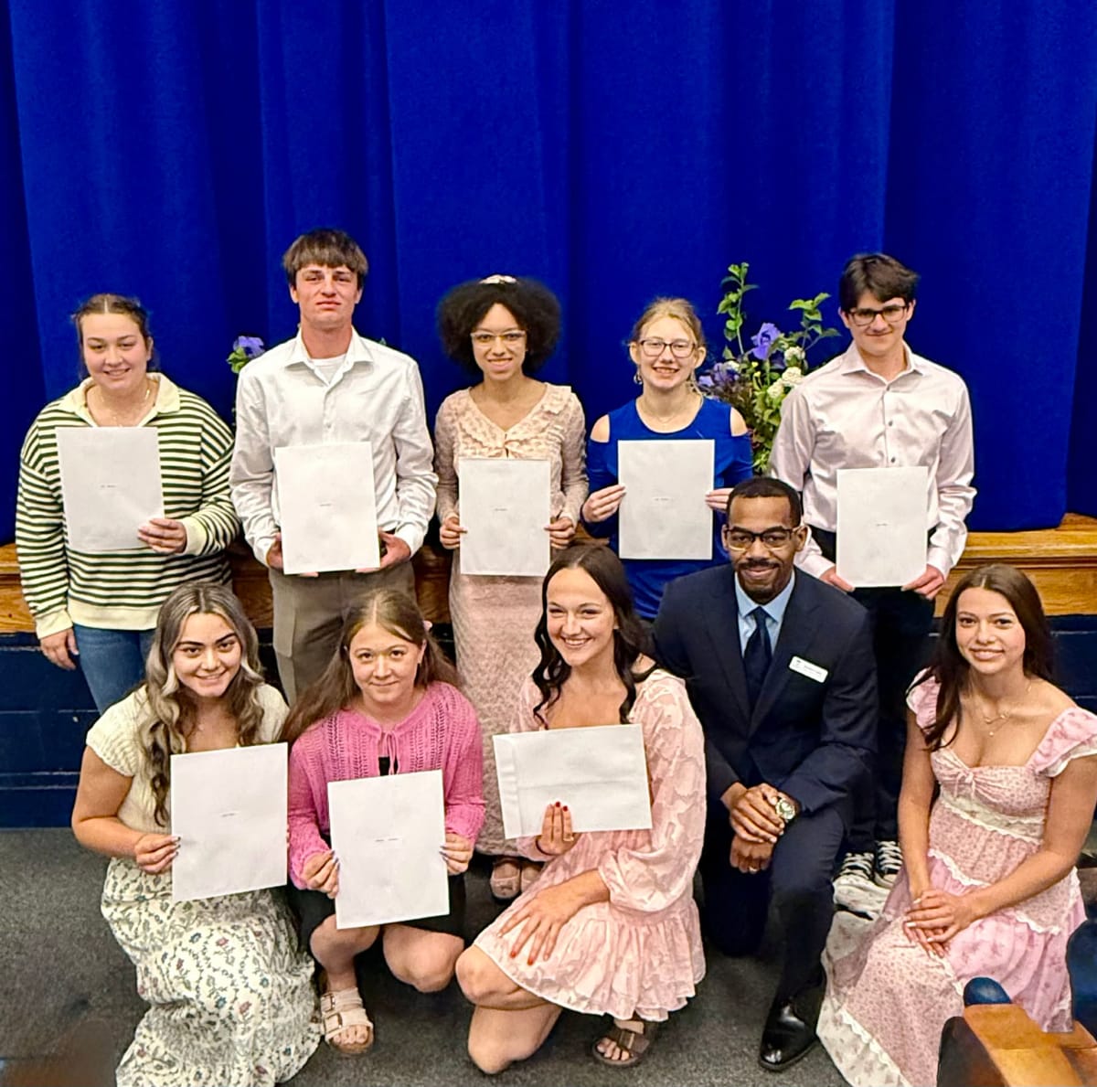 Small Virginia Town Awards Seniors $165K in Scholarships - Image 3