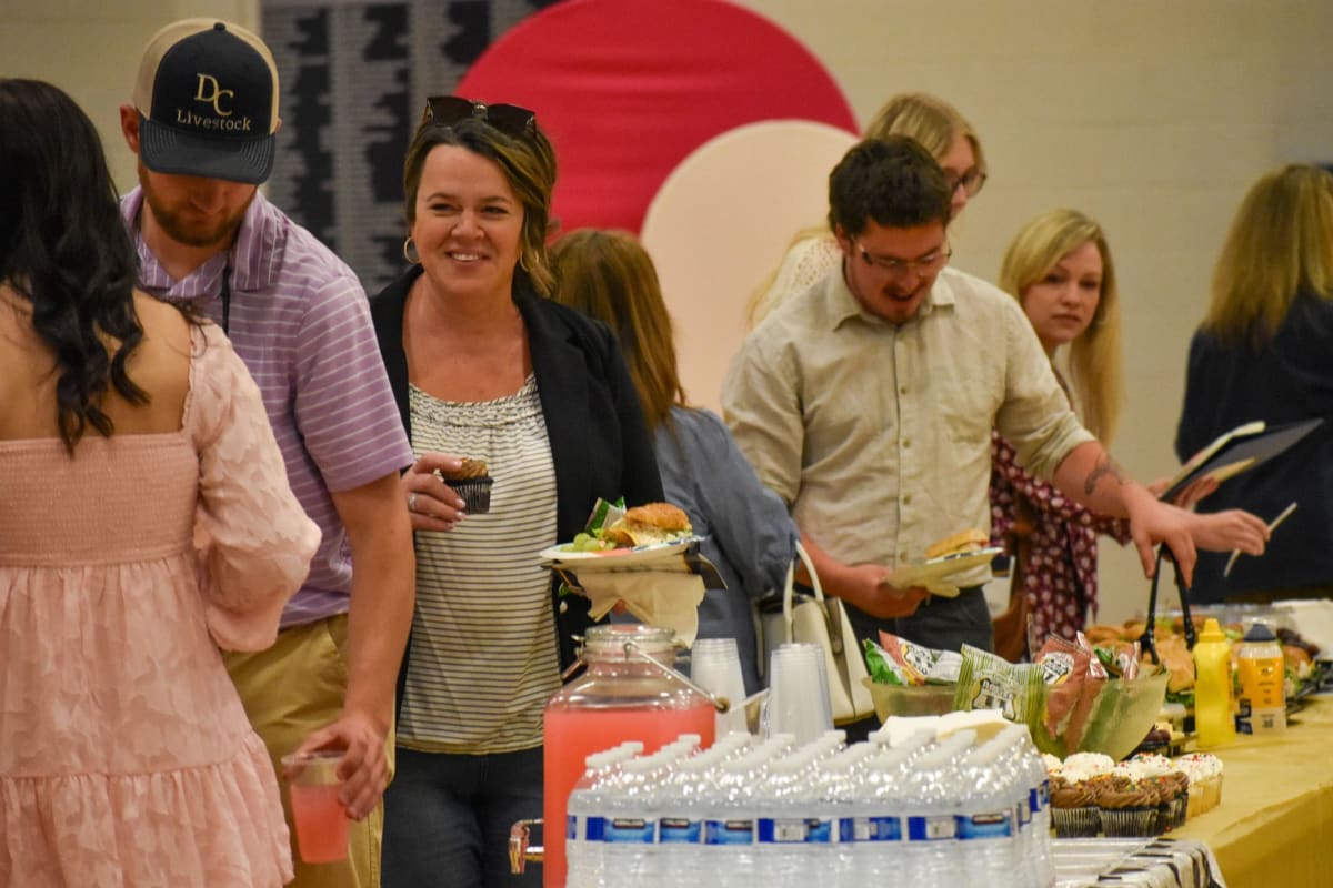 Small Virginia Town Awards Seniors $165K in Scholarships - Image 5