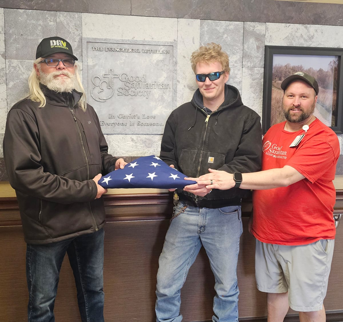 Veterans Chapter Donates Flag to Minnesota Care Home - Image 2
