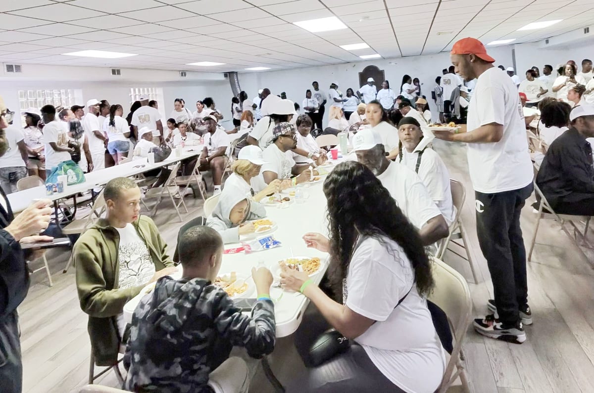 Missouri Family Celebrates 50 Years of Annual Reunions - Image 2